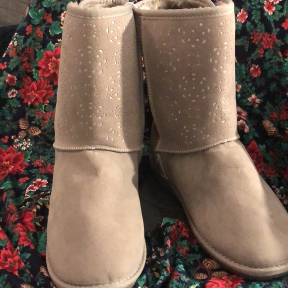 WINTER BOOTS - Picture 2 of 7